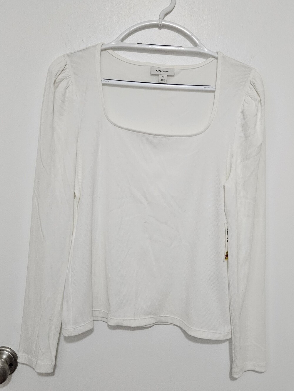 On 34th Cream Long‎ Sleeve Square Neck Top Size XLarge